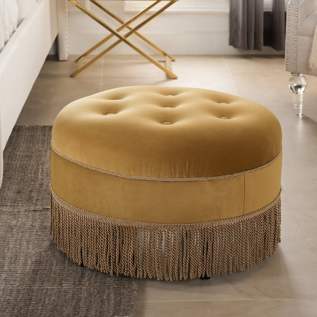Off White Tufted Round Ottoman I1326