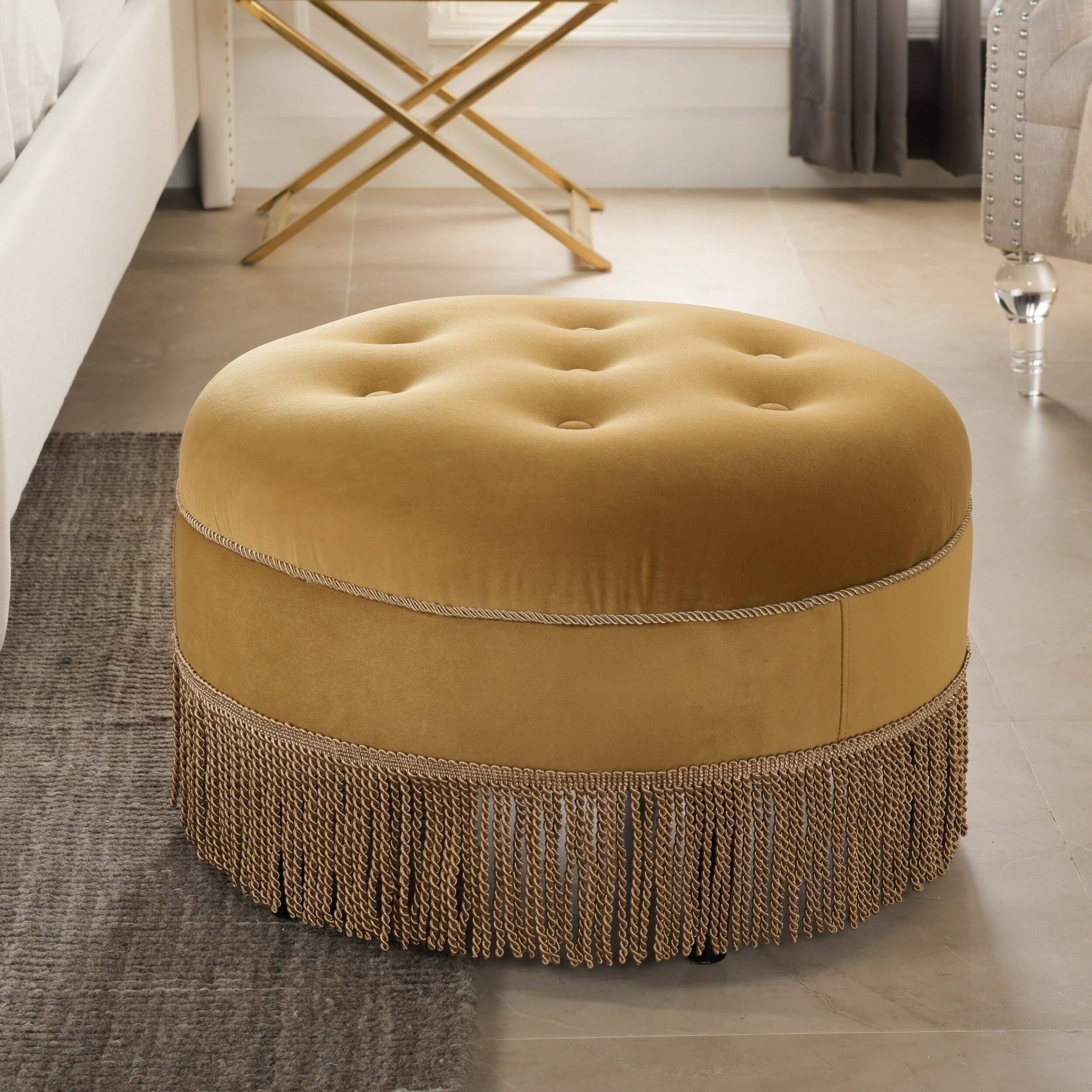 Off White Tufted Round Ottoman I1326
