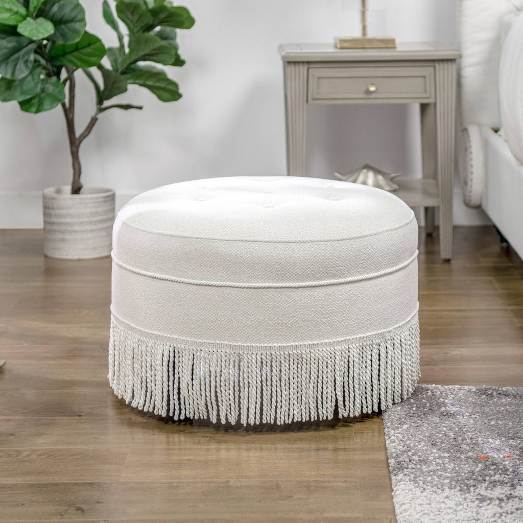 Off White Tufted Round Ottoman I1326
