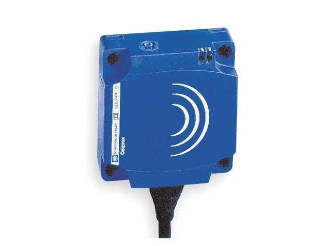 Inductive Proximity Sensor E828546