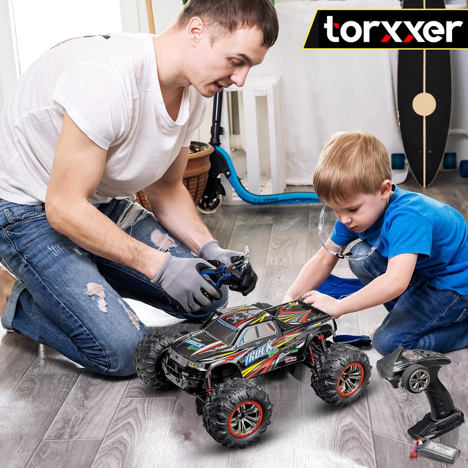 1:10 Scale 4WD RC Truck E682516