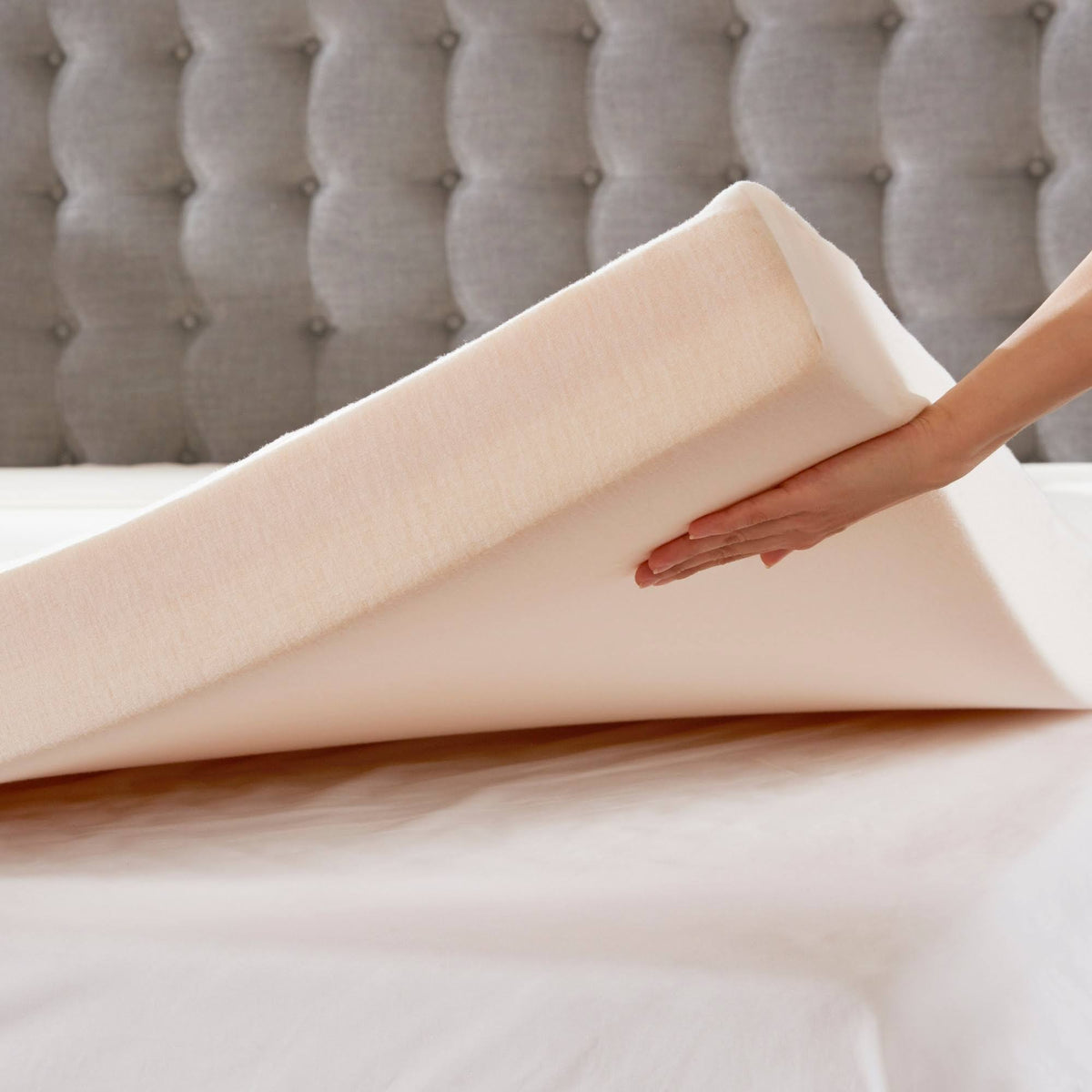 White Twin Memory Foam Mattress Topper W568
