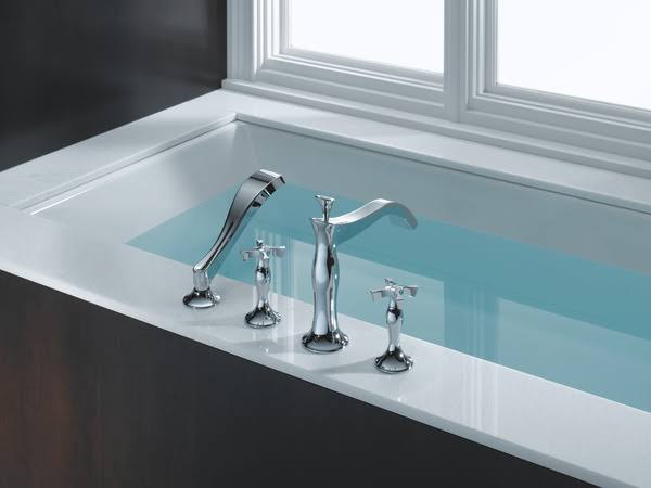 4-Hole Roman Tub with Hand Shower U901537