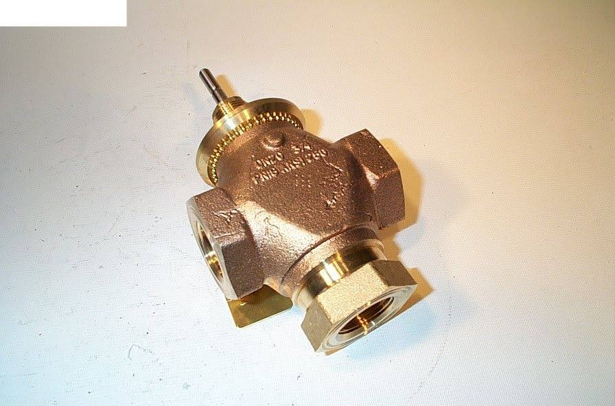 3-Way Mixing Globe Valve 3/4 in (F)NPT J781