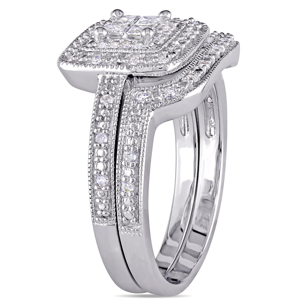 Bridal Set with Princess and Round-Cut Diamond Sterling Silver Halo Set E320