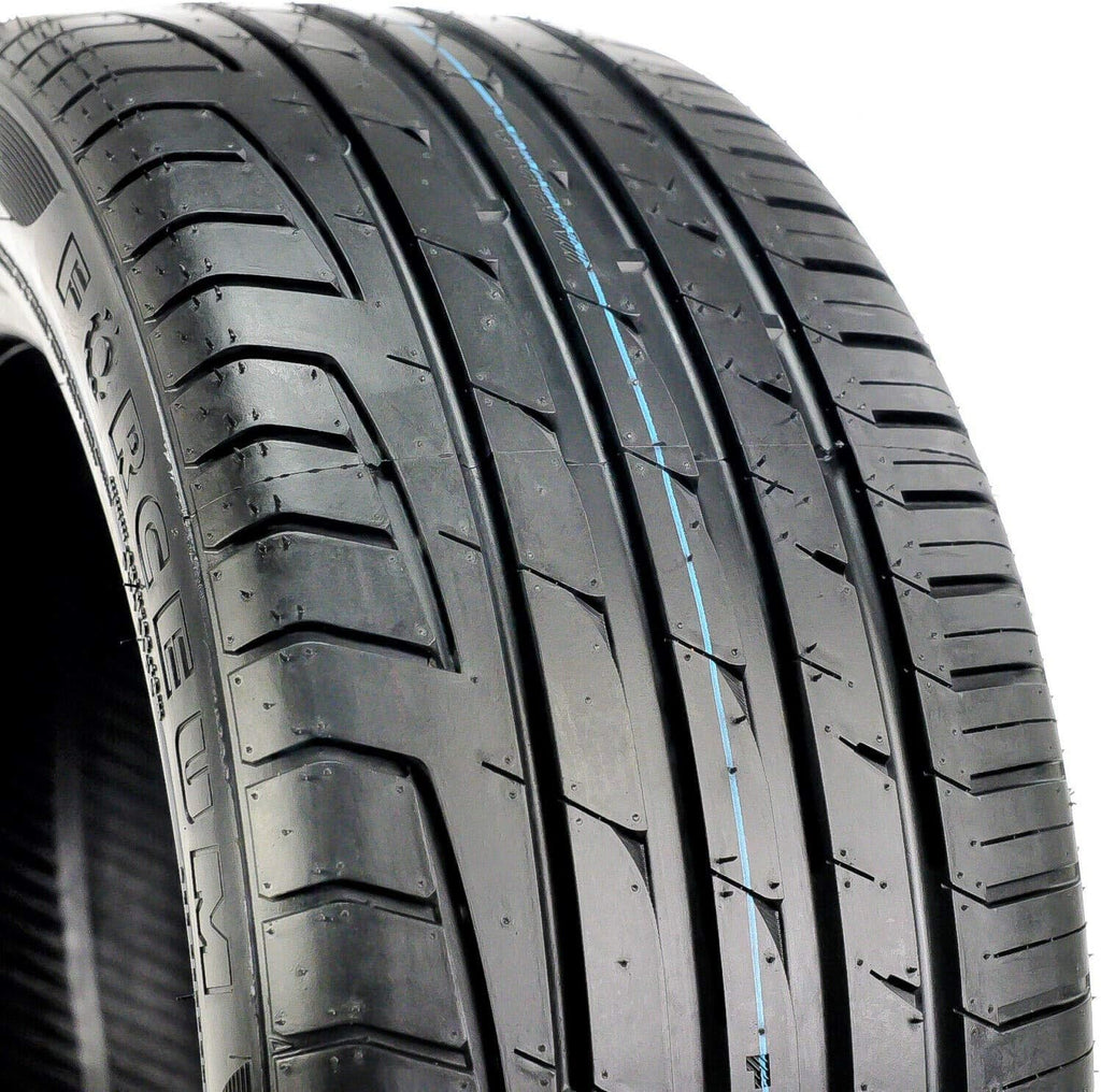 225/55R17 All-Season High Performance Radial Tire R572348