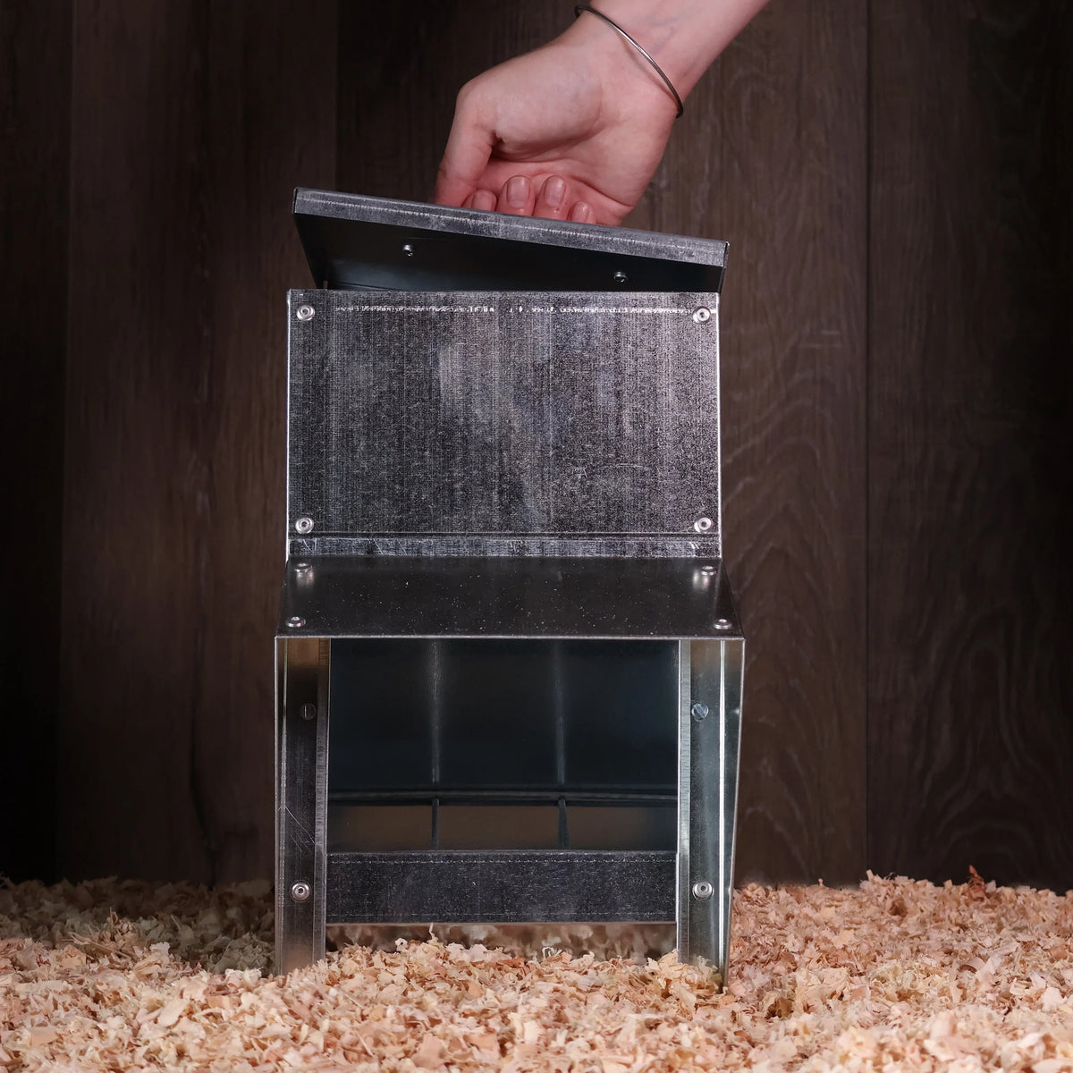 Galvanized Chicken Feeder U438