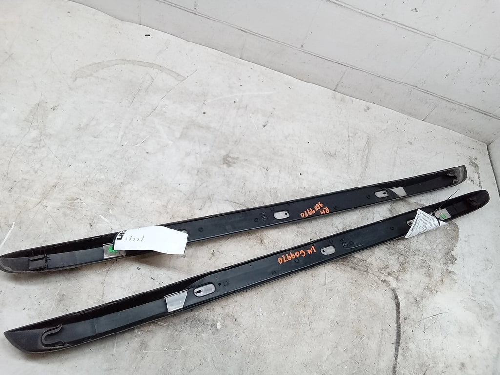 Pre-Owned Jeep Grand Cherokee Roof Rack Rails M181