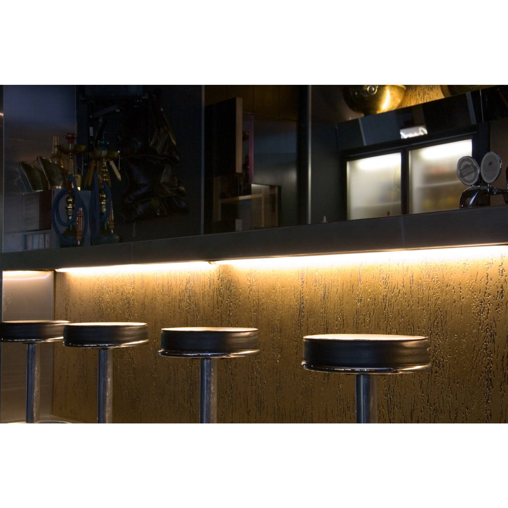 22 inch Undercabinet Black Light U9882