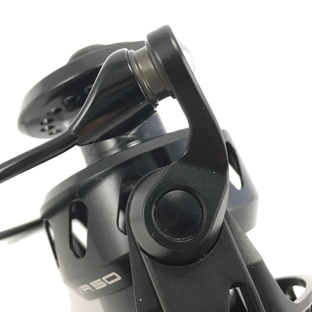 Black Spinning Reel W6754