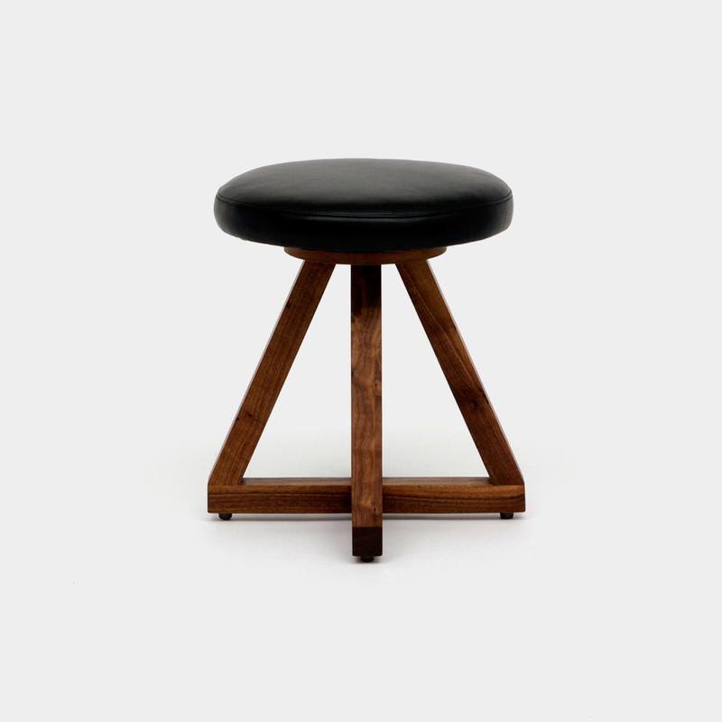 Accent Stool C272