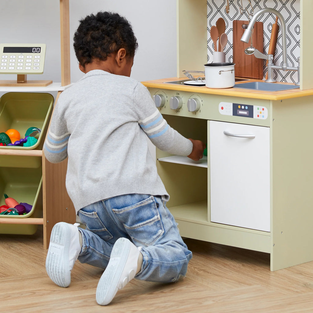 Green/White Wooden Kitchen Playset N81929